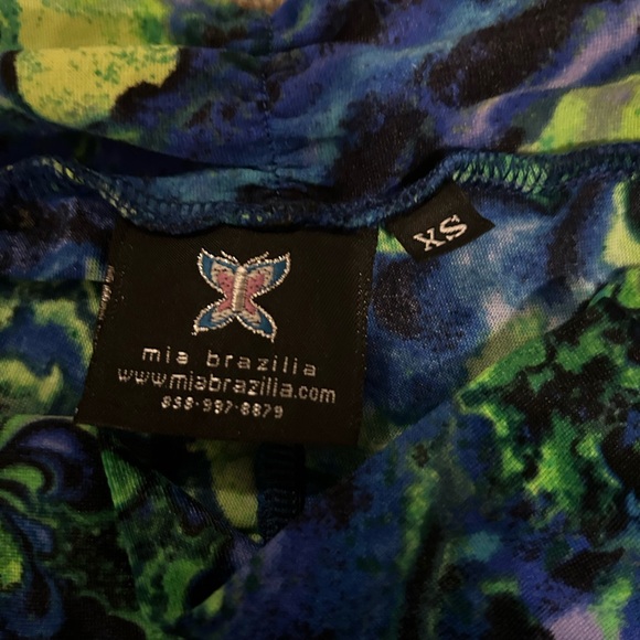 Mia Brazilia Capri Workout Pants - Picture 4 of 4